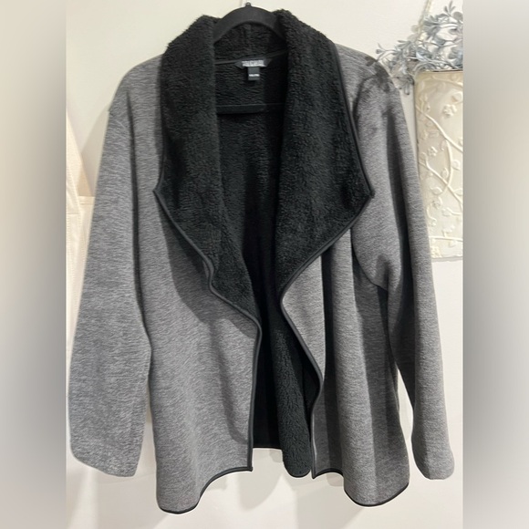 Nicole Miller Sweaters - Nicole Miller XXL waterfall thick jacket cardigan